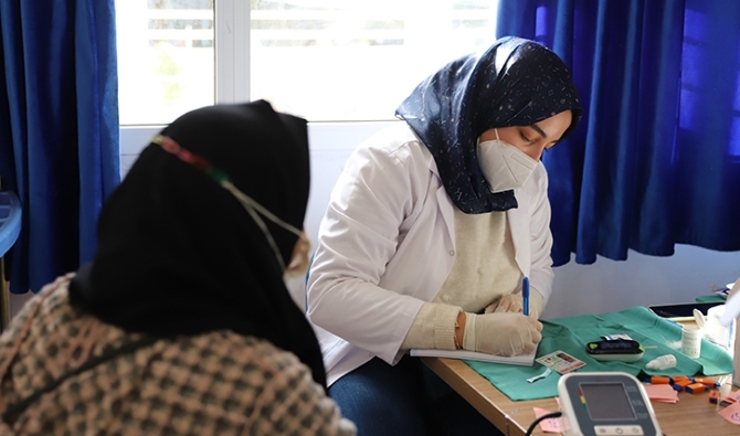 “الصحة للجميع”.. حملة طبية متعددة الاختصاصات في فاس يستفيد منها 500 شخص مع التركيز على طب النساء والتوليد والكشف المبكر