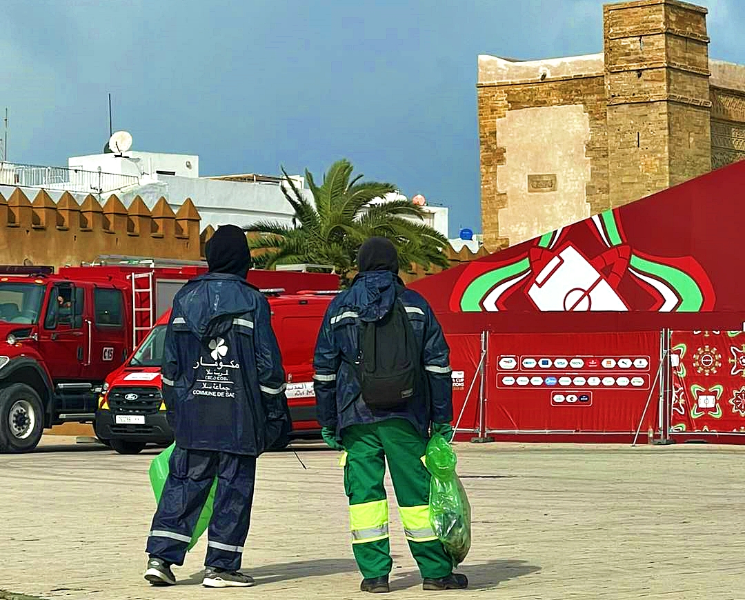 “كان المغرب 2025”.. عمال النظافة “مايسترو” الظل وجنود الملحمة خلف أضواء الملاعب